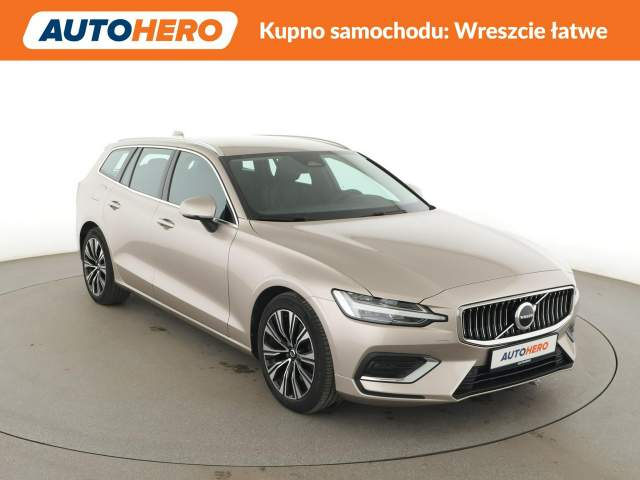 Volvo V60 II 2022 — zdjęcie 10