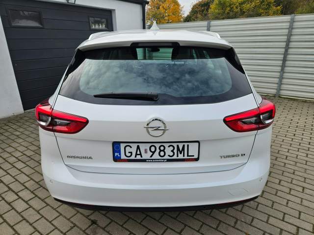 Opel Insignia I facelifting 2017 — zdjęcie 16