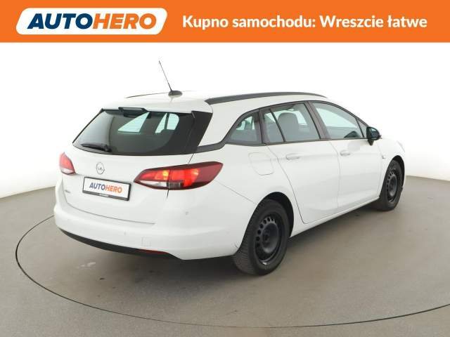 Opel Astra K facelifting 2020 — zdjęcie 7