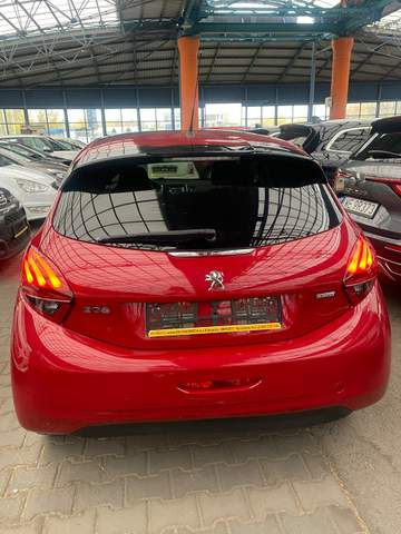 Peugeot 208 I facelifting 2016 — zdjęcie 10