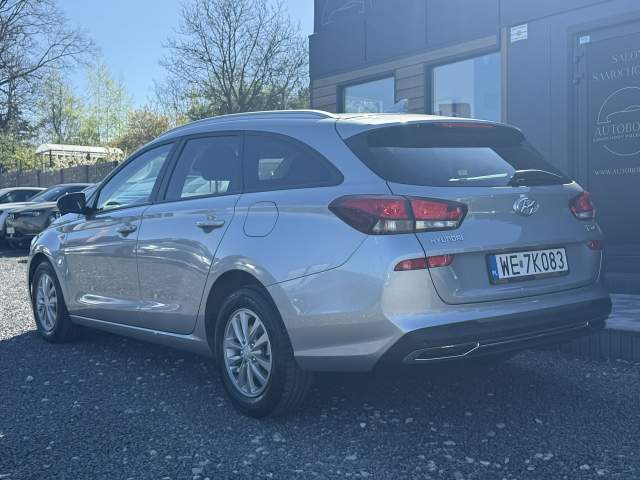 Hyundai i30 III facelifting 2 2022 — zdjęcie 5
