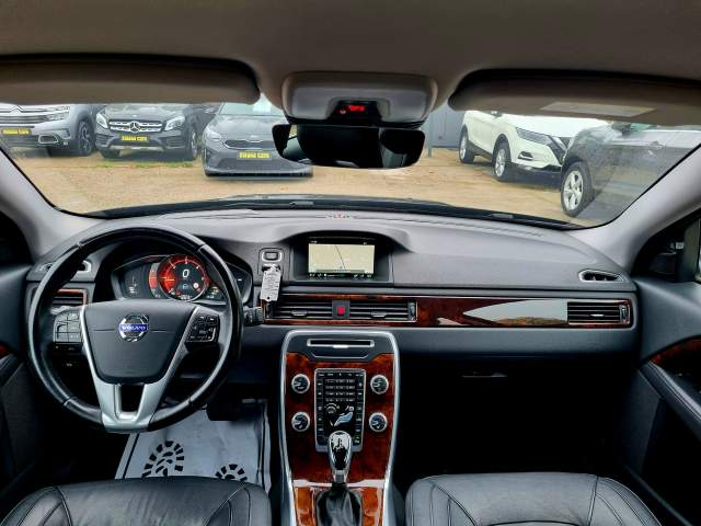 Volvo S80 II facelifting 2 2015 — zdjęcie 16