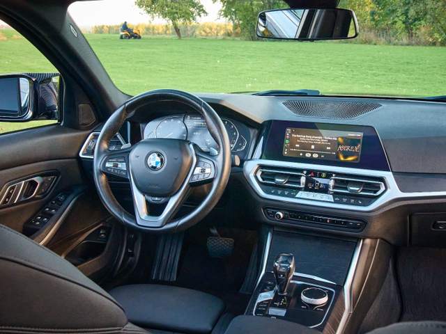 BMW 3 serii VII (G2x) 2021 — zdjęcie 15