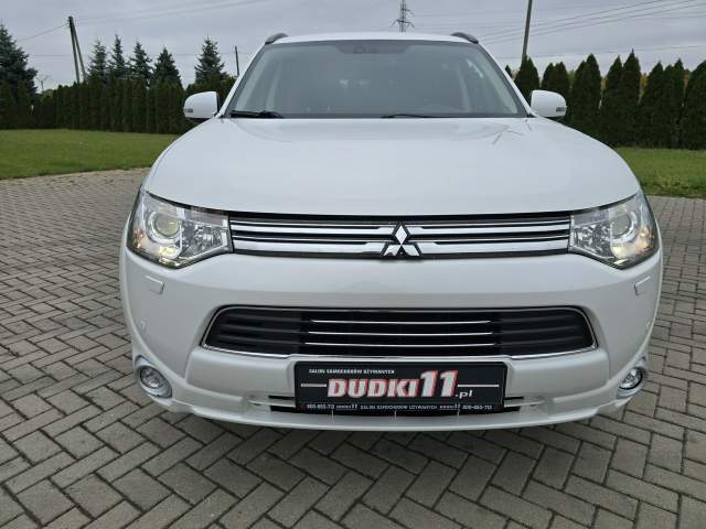 Mitsubishi Outlander III facelifting 2014 — zdjęcie 5