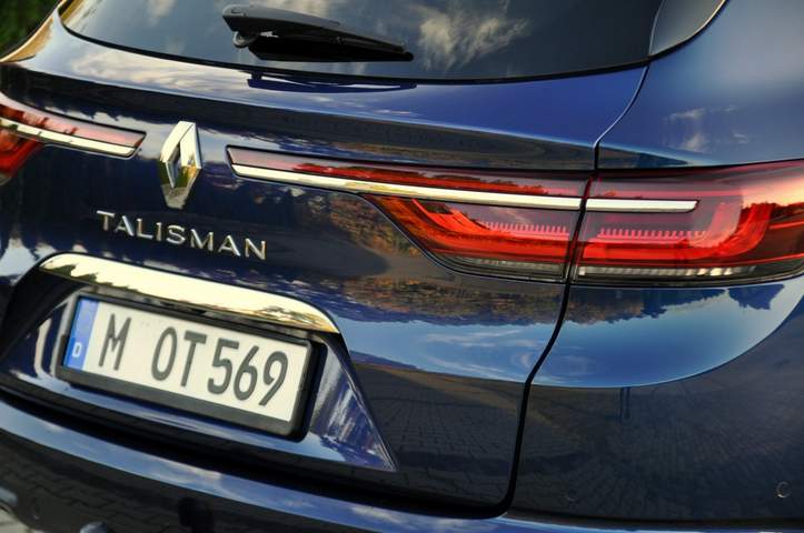 Renault Talisman I facelifting 2022 — zdjęcie 16