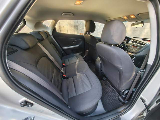 Kia Ceed II 2014 — zdjęcie 16