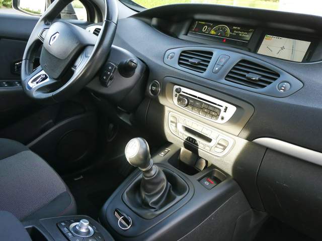 Renault Scenic III facelifting 2 2013 — zdjęcie 19