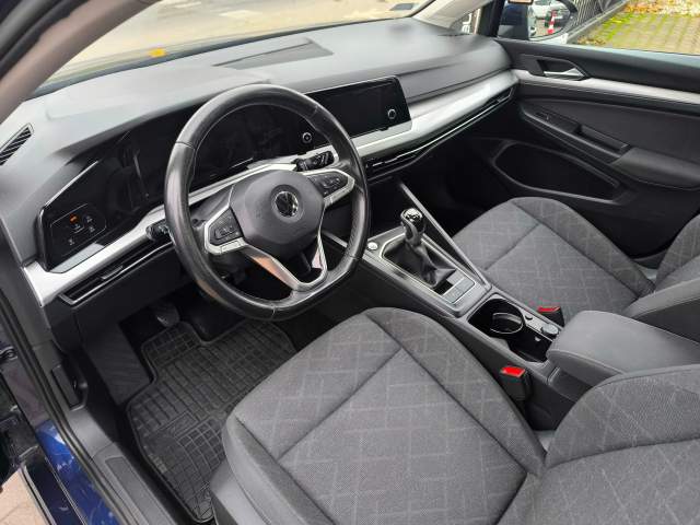 Volkswagen Golf VIII 2022 — zdjęcie 14