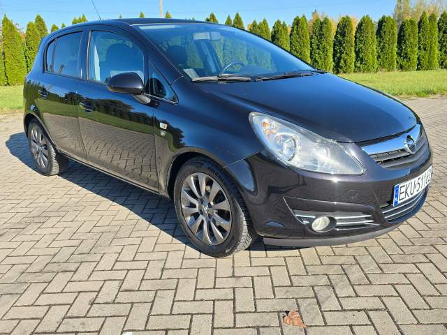 Opel Corsa D facelifting I 2010 — zdjęcie 3