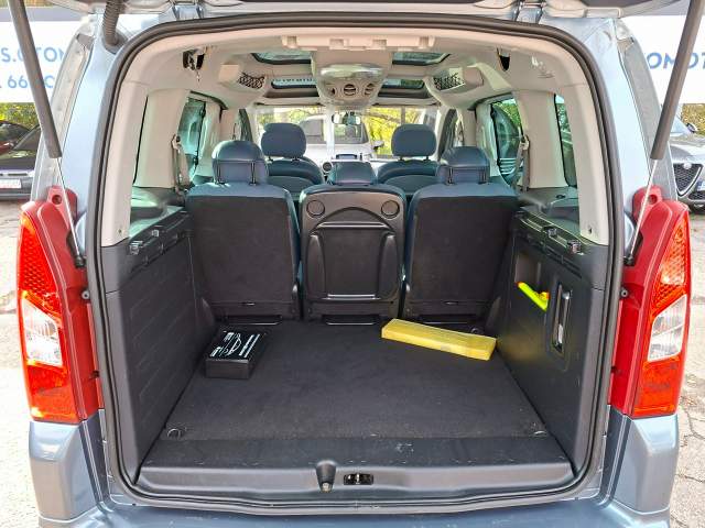 Citroen Berlingo II 2011 — zdjęcie 25