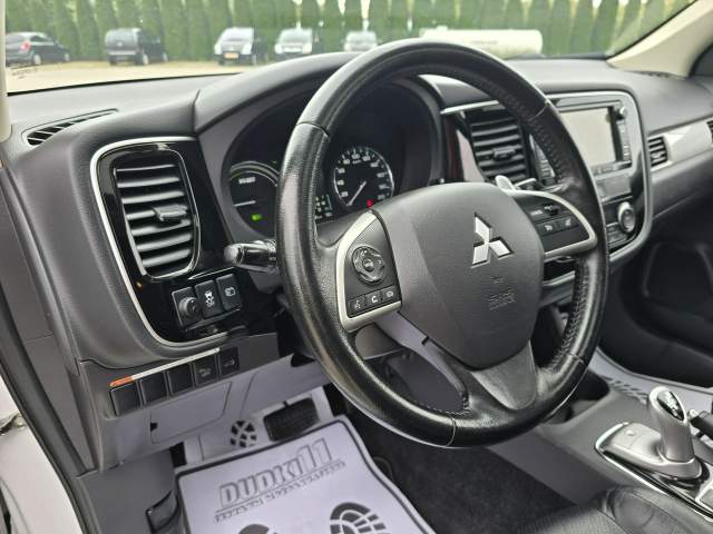 Mitsubishi Outlander III facelifting 2014 — zdjęcie 16
