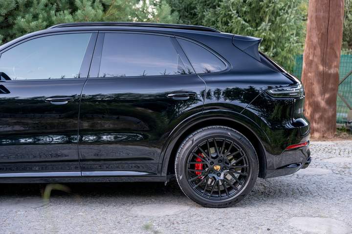 Porsche Cayenne III 2022 — zdjęcie 9