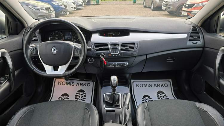Renault Laguna III 2008 — zdjęcie 11