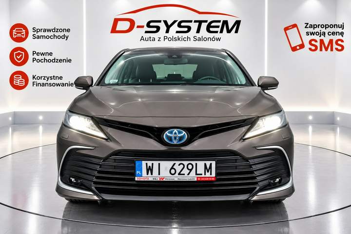 Toyota Camry VIII (XV70) 2021 — zdjęcie 12