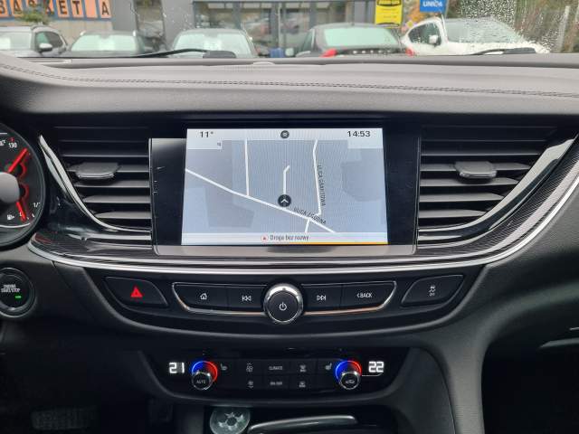 Opel Insignia I facelifting 2017 — zdjęcie 19