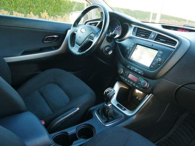 Kia Ceed II facelifting 2016 — zdjęcie 8