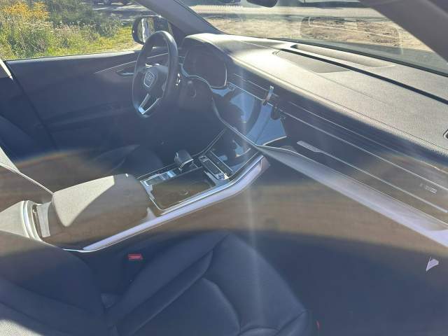 Audi Q8 I (4M) 2023 — zdjęcie 28