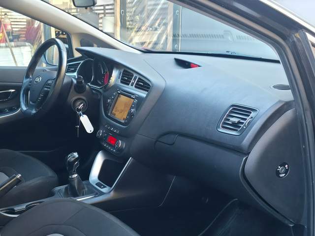 Kia Ceed II 2014 — zdjęcie 10