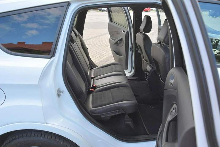 Ford Kuga II facelifting 2018 — zdjęcie 16