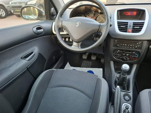 Peugeot 206 2009 — zdjęcie 15