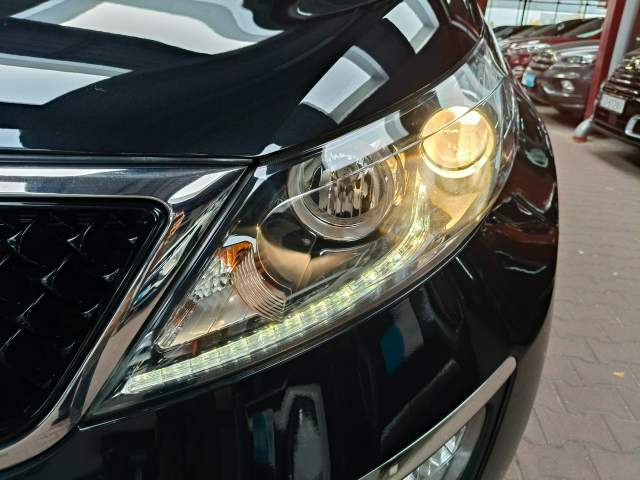 Kia Sportage III facelifting 2015 — zdjęcie 8