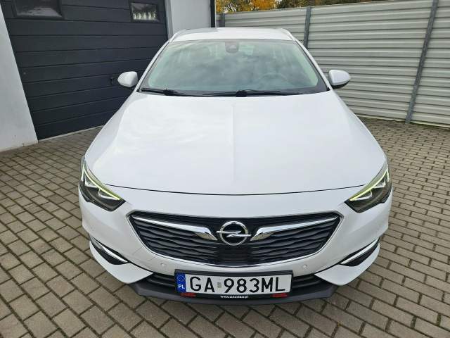 Opel Insignia I facelifting 2017 — zdjęcie 23