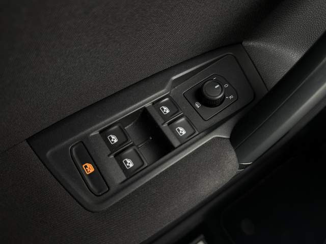 Volkswagen Tiguan II 2021 — zdjęcie 24
