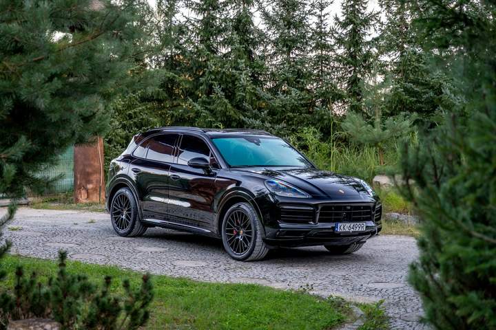 Porsche Cayenne III 2022 — zdjęcie 37