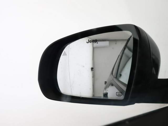 Jeep Compass II 2018 — zdjęcie 35