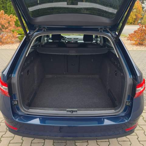 Skoda Superb III 2018 — zdjęcie 20