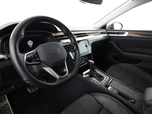 Volkswagen Arteon I facelifting 2020 — zdjęcie 14