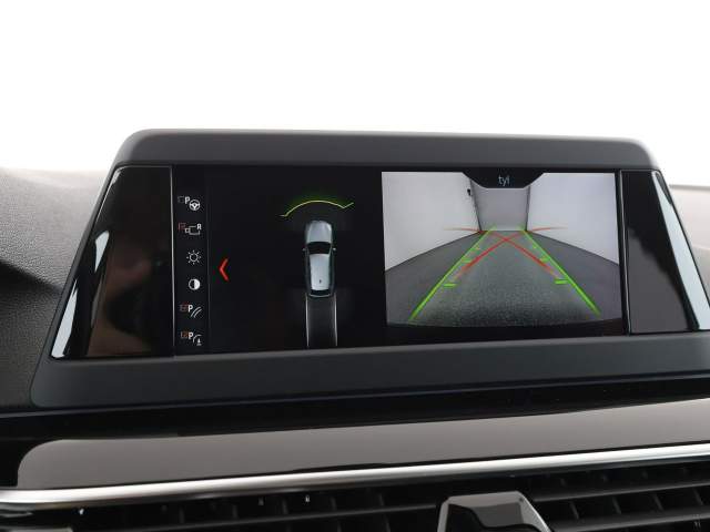 BMW 5 serii VII (G30/G31) 2019 — zdjęcie 25