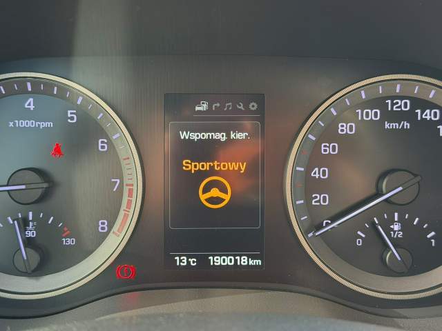 Hyundai Tucson III 2016 — zdjęcie 28