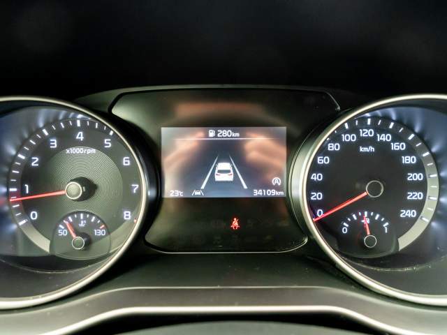 Kia Ceed III facelifting 2024 — zdjęcie 13