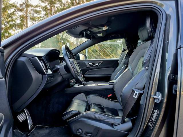 Volvo V60 II 2019 — zdjęcie 9