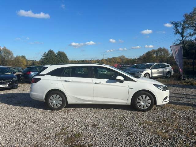 Opel Astra K 2019 — zdjęcie 12