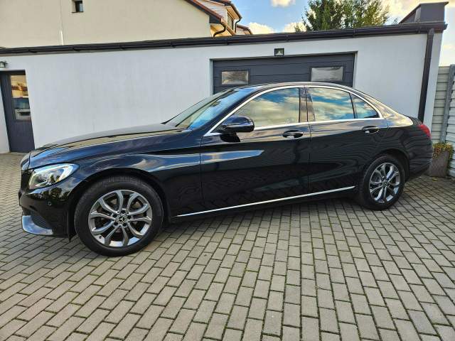 Mercedes-Benz C-Klasa IV (W205) facelifting 2018 — zdjęcie 12