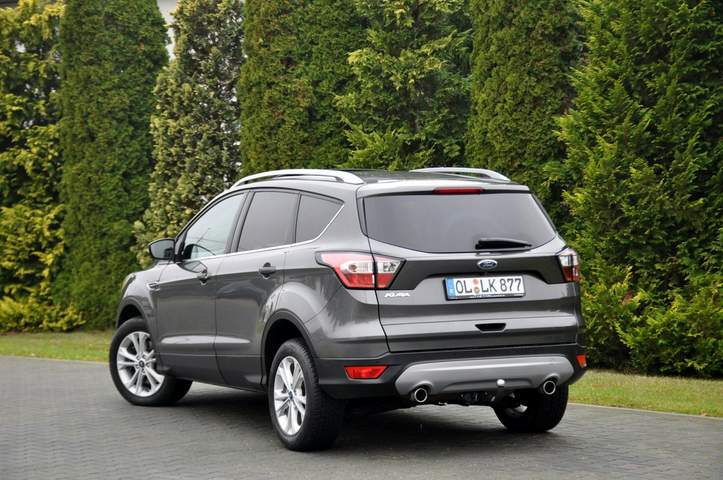 Ford Kuga II facelifting 2017 — zdjęcie 13