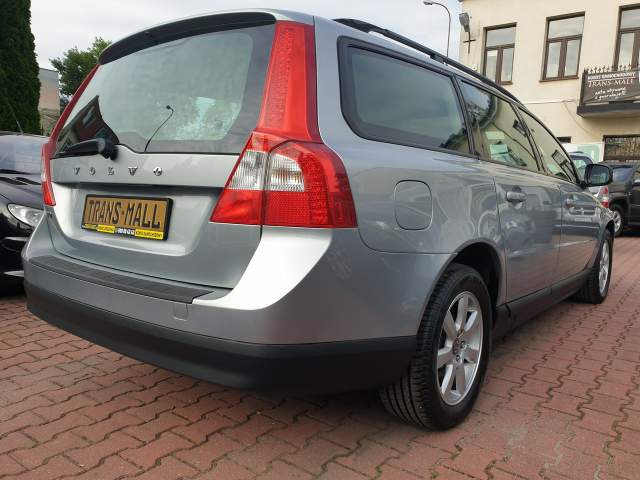 Volvo V70 III 2009 — zdjęcie 7