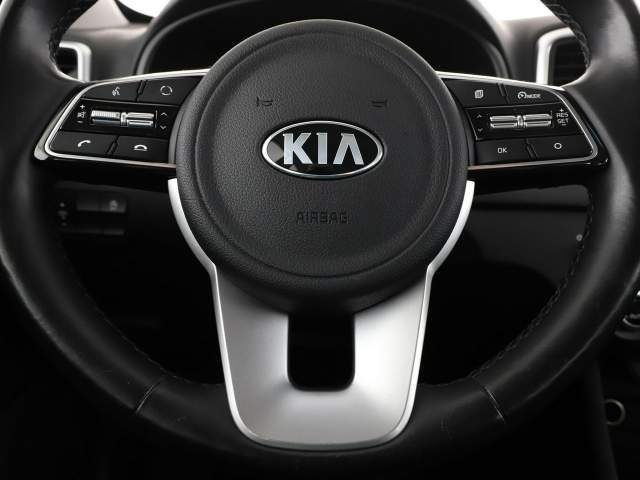 Kia Sportage IV facelifting 2021 — zdjęcie 21