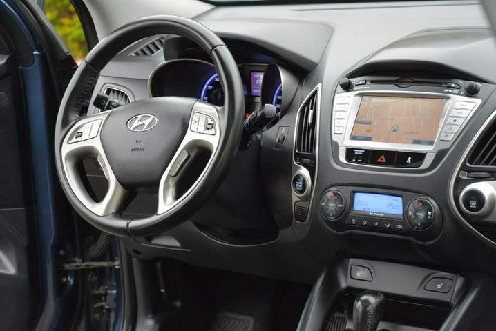 Hyundai ix35 I 2011 — zdjęcie 17