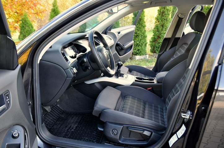 Audi A4 IV (B8) 2011 — zdjęcie 21