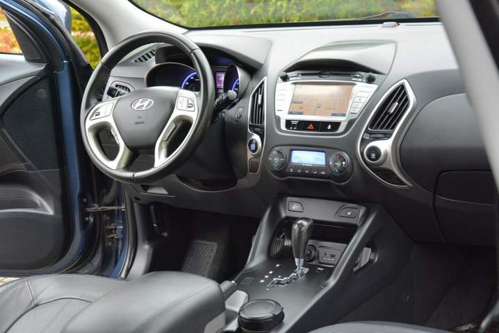 Hyundai ix35 I 2011 — zdjęcie 16