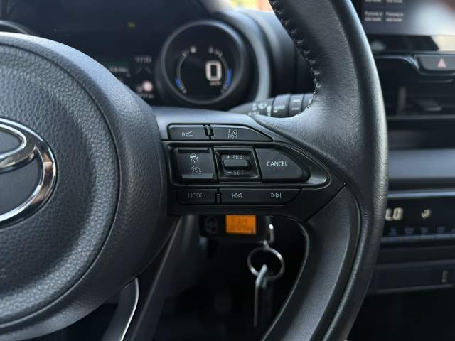 Toyota Yaris IV 2022 — zdjęcie 17