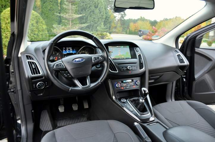 Ford Focus III facelifting 2015 — zdjęcie 28