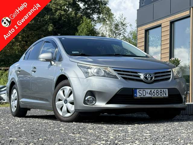 Toyota Avensis III facelifting 2013 — zdjęcie 1