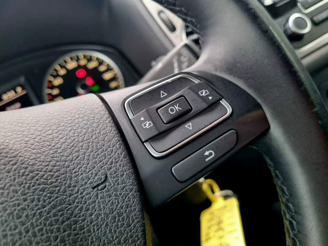 Volkswagen Tiguan I 2010 — zdjęcie 16