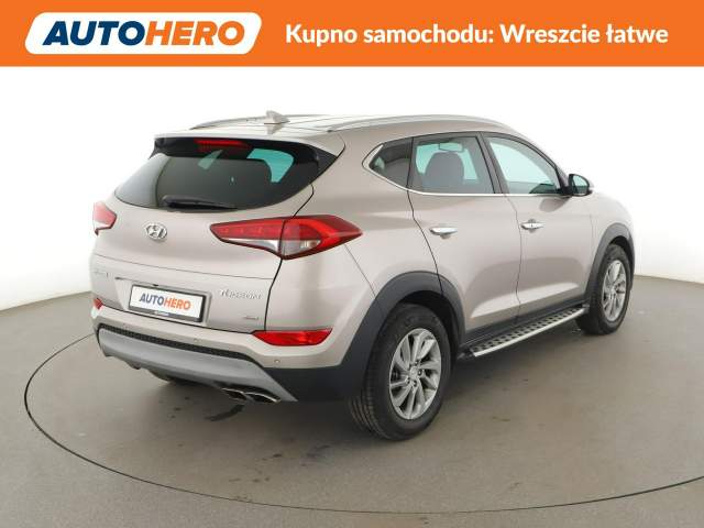 Hyundai Tucson III 2016 — zdjęcie 7