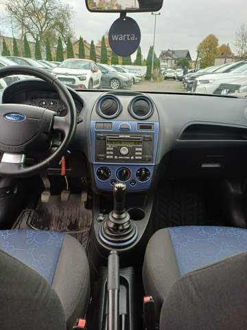 Ford Fiesta Mk6 2008 — zdjęcie 18