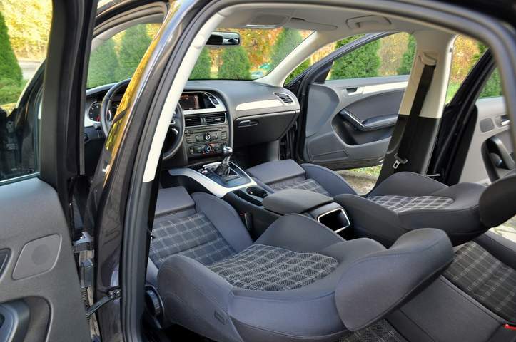 Audi A4 IV (B8) 2011 — zdjęcie 27